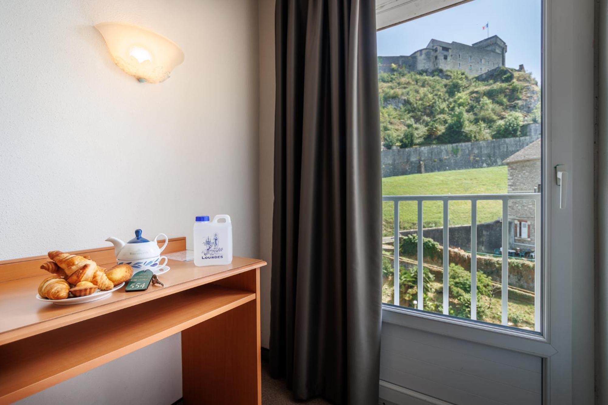 Hotel Compostelle Lourdes Exterior foto